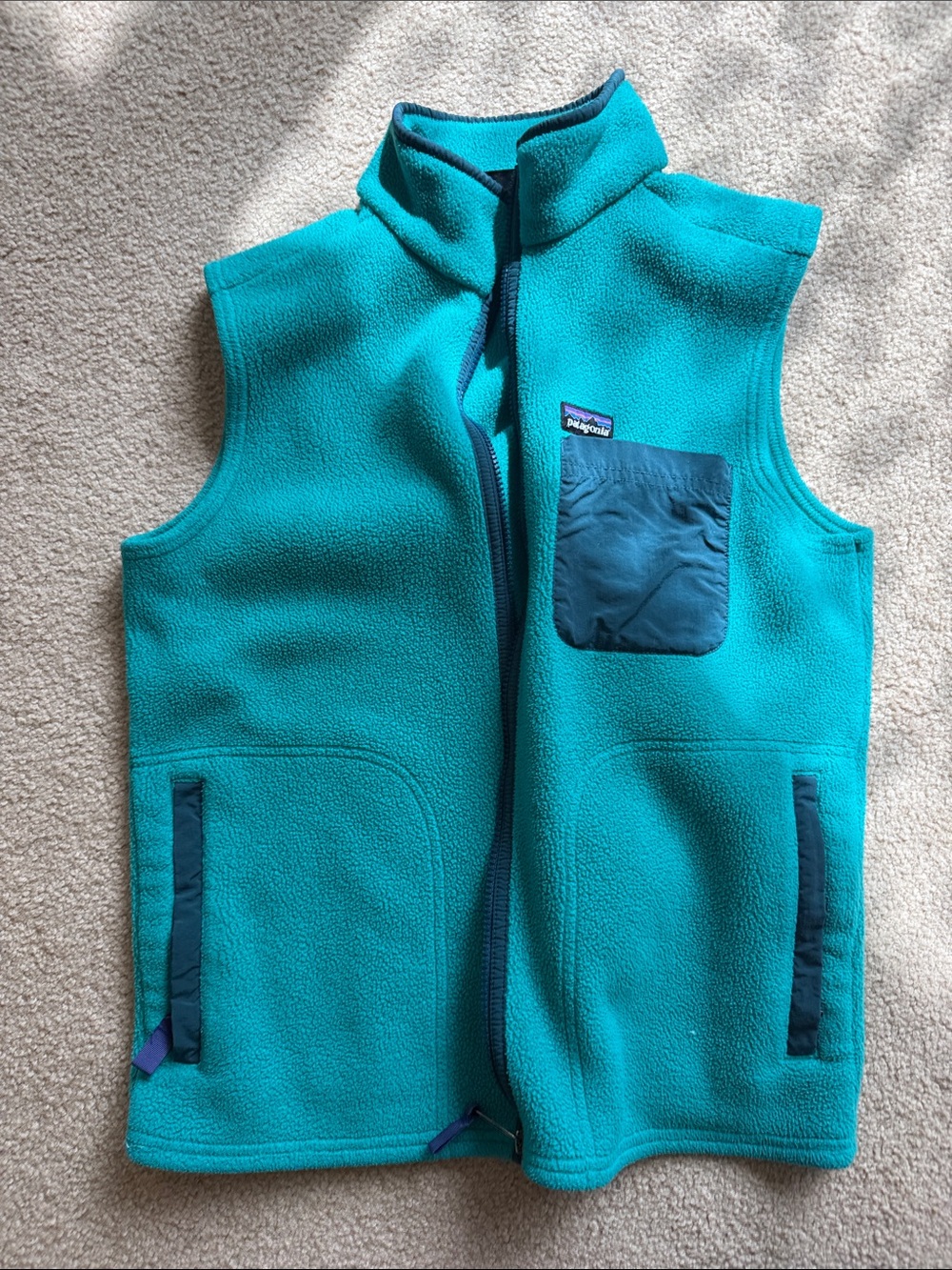Patagonia Men’s Fleece Vest - size small